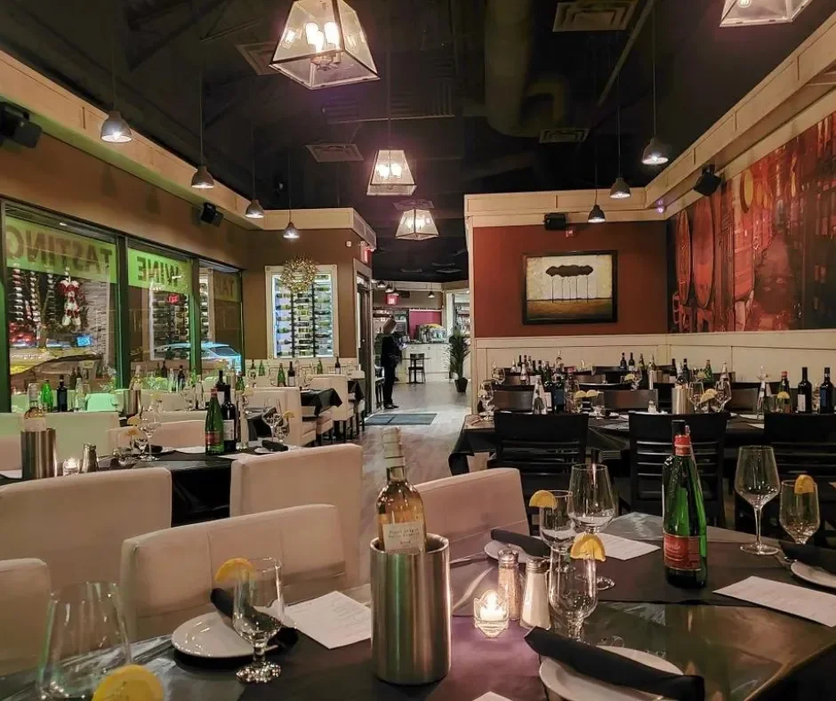Wide view of the set dining room at Toscana Heritage
